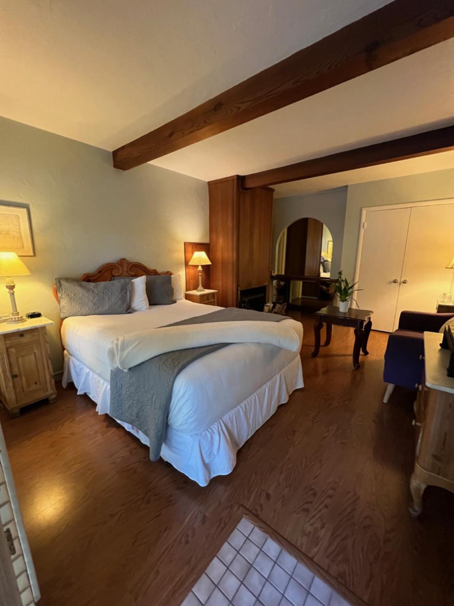 Carmel Garden Inn מראה חיצוני תמונה