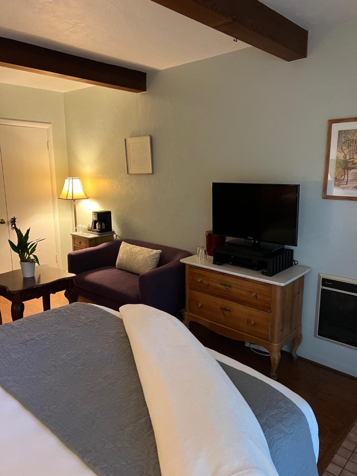 Carmel Garden Inn מראה חיצוני תמונה