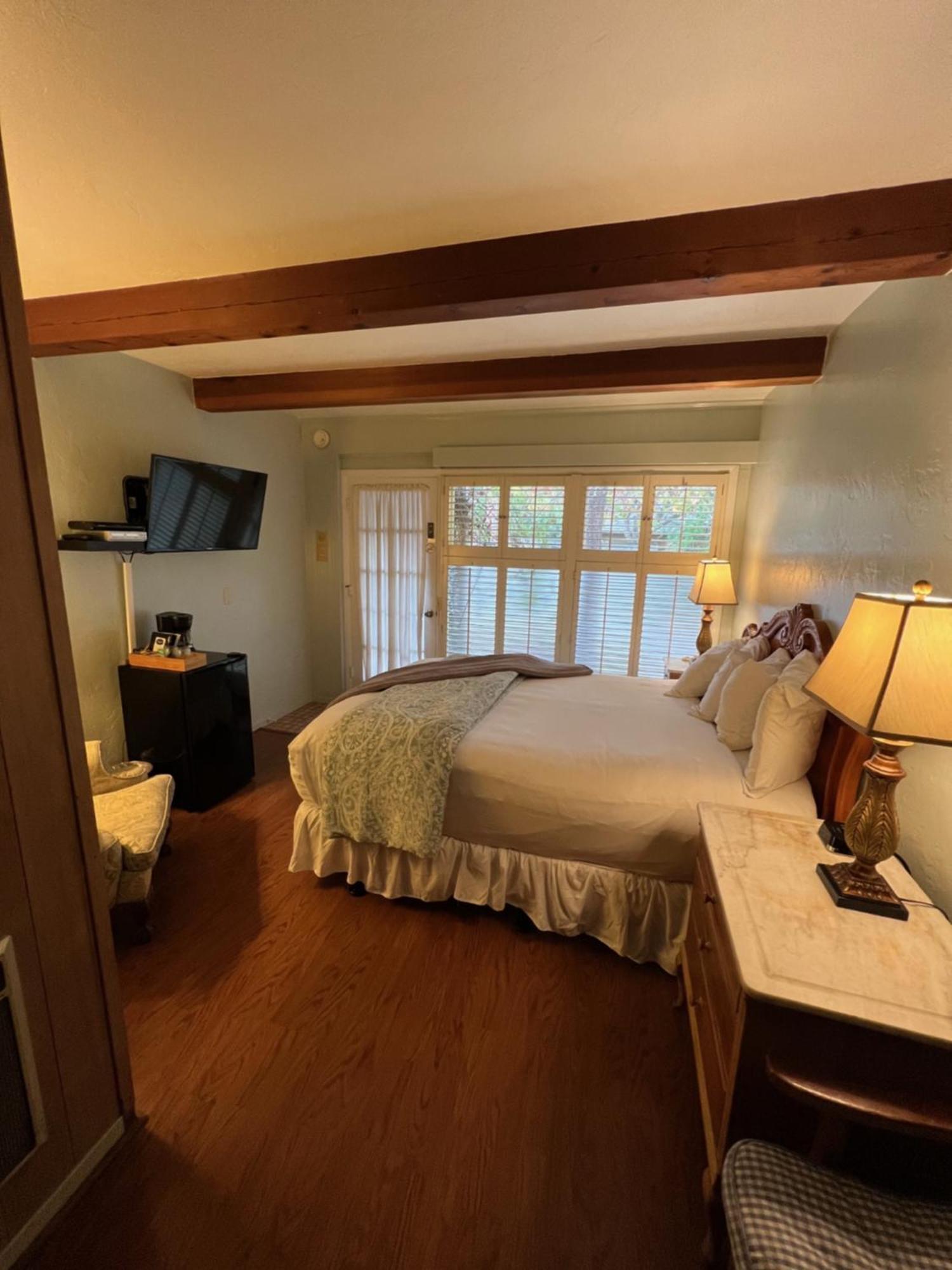 Carmel Garden Inn מראה חיצוני תמונה