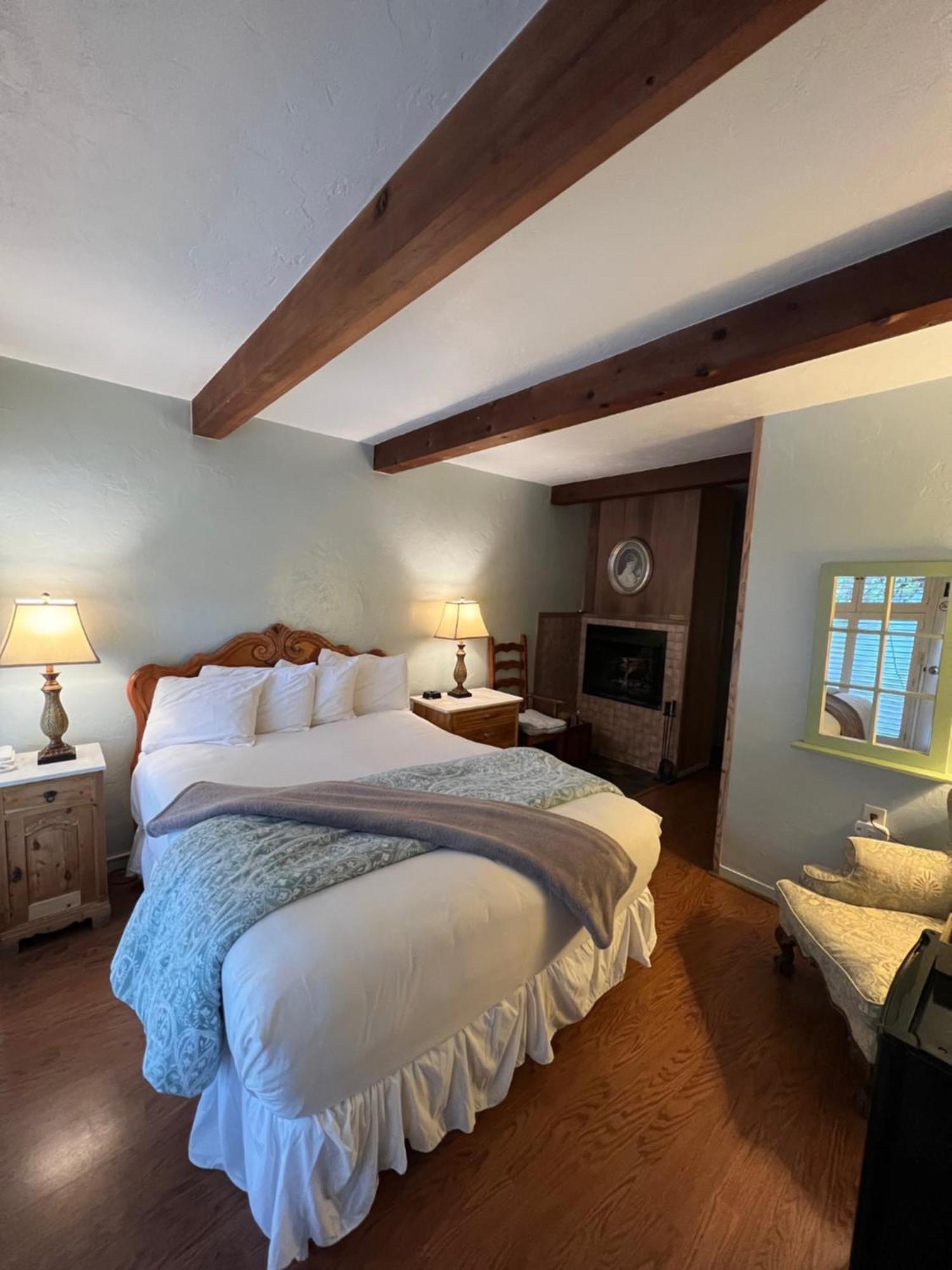 Carmel Garden Inn מראה חיצוני תמונה